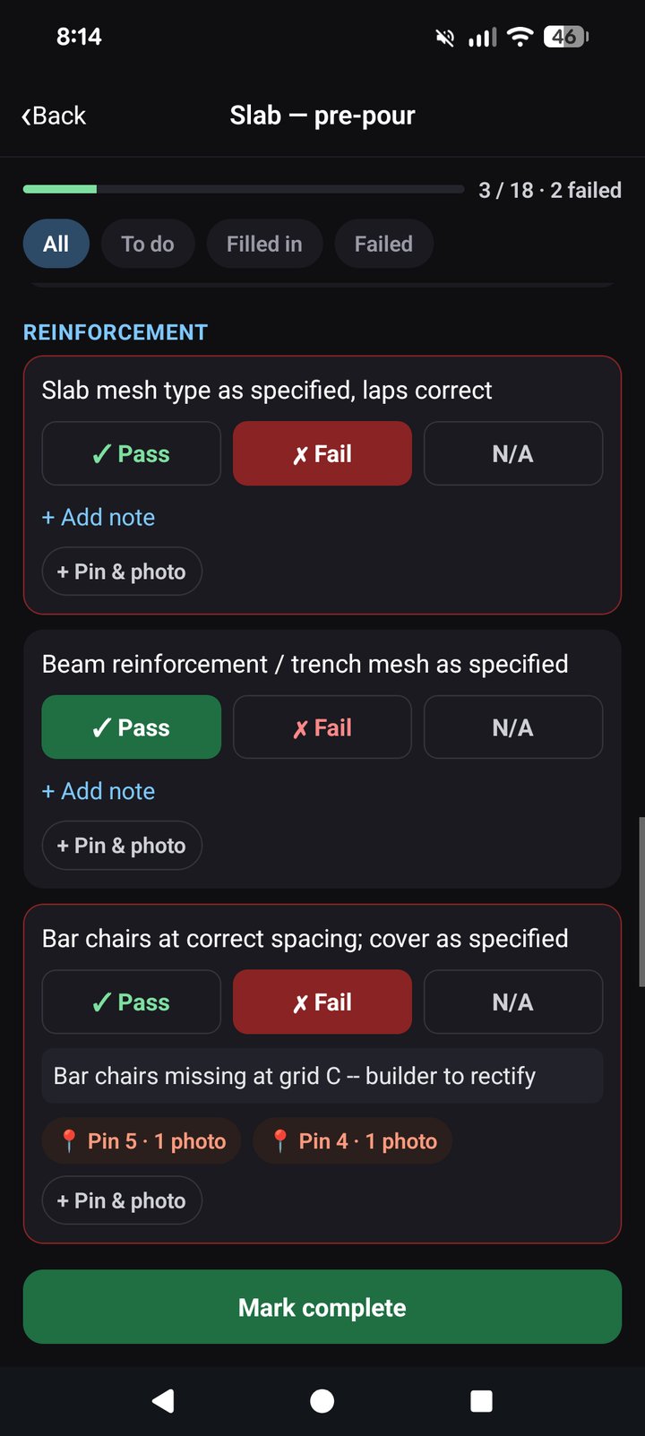 Slab pre-pour checklist: items marked Pass and Fail, a note on a failed item, linked to pins 4 and 5